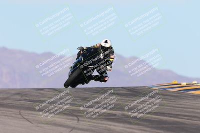 media/Feb-03-2024-SoCal Trackdays (Sat) [[767c60a41c]]/1-Turns 9 and 10 (940am)/